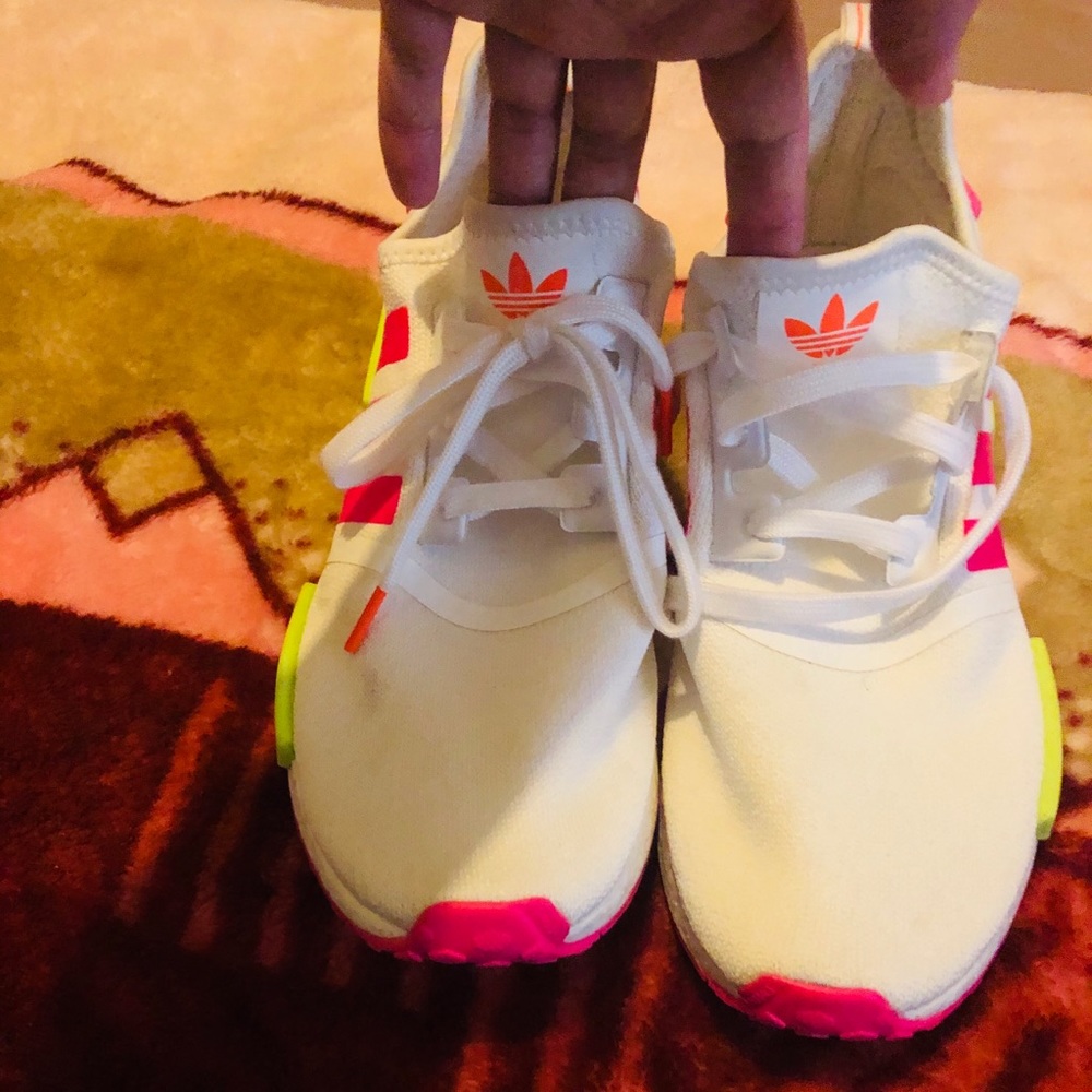 Adidas tennis shoes